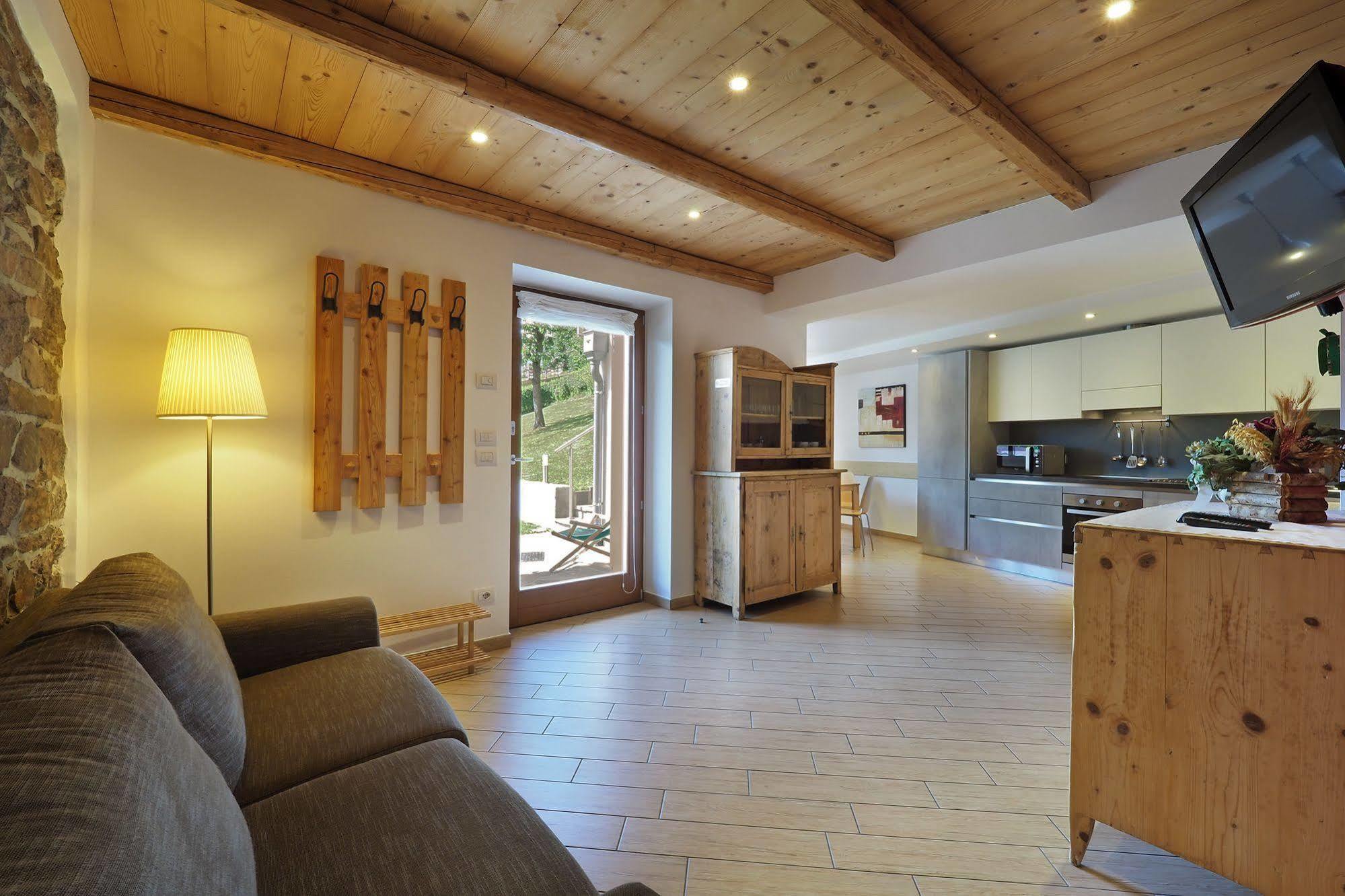 Villa Prafiori Cavalese Eksteriør billede